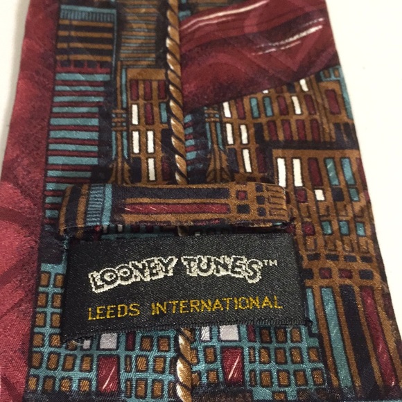 Looney Tunes Bugs Bunny Men’s 100% Silk Cartoon Neck Tie Leeds International - Picture 10 of 10